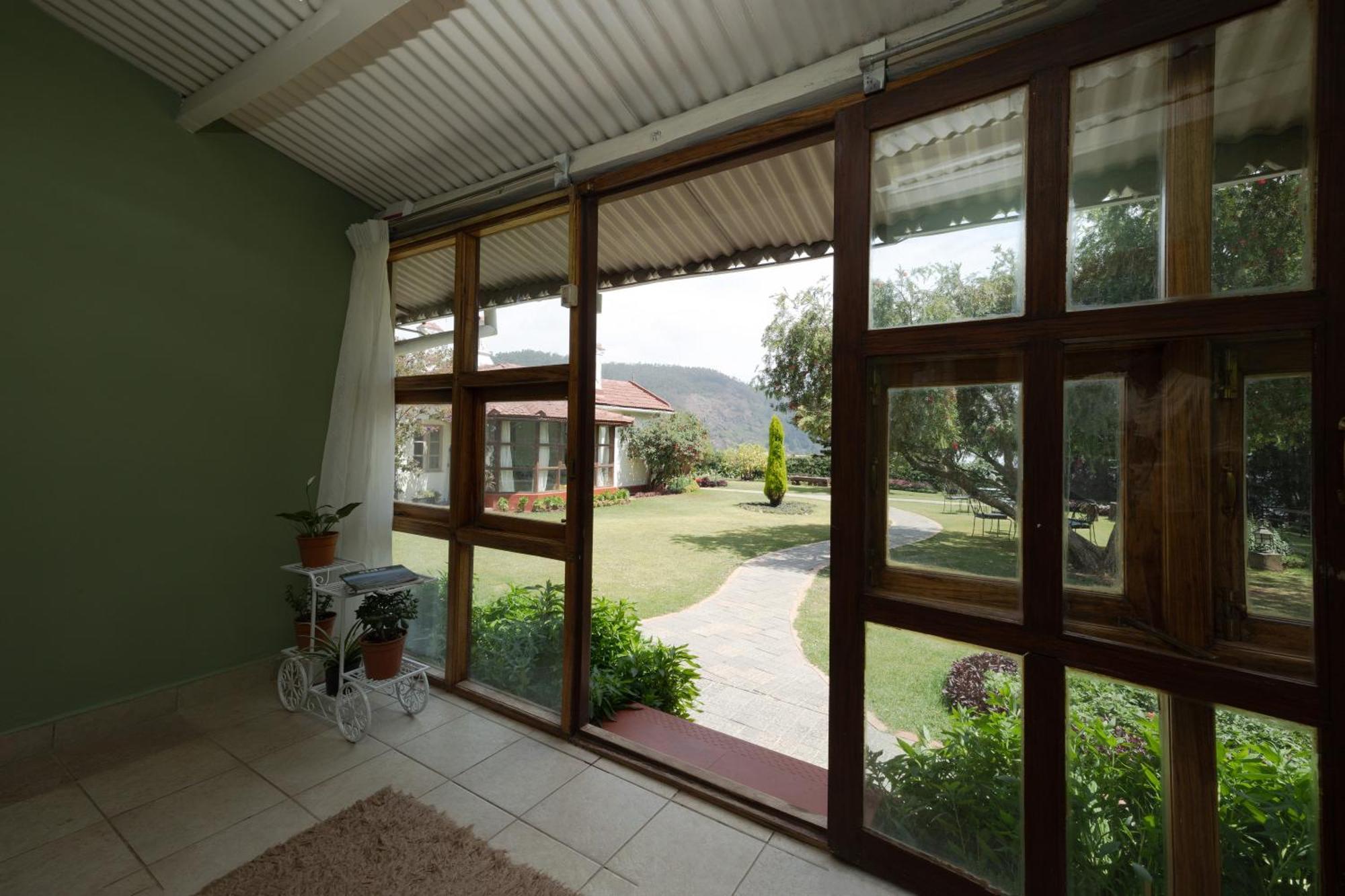 Sherlock Ooty Extérieur photo