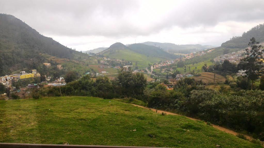 Sherlock Ooty Extérieur photo